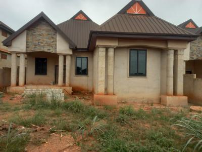 4 Bedrooms, Santasi Nkoransa., Kumasi Metropolitan, Ashanti, House for Sale