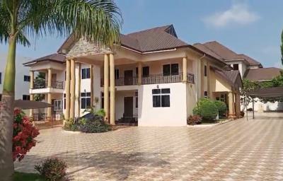 5 Bedrooms, Paraku Estate/ Atasomaso., Kumasi Metropolitan, Ashanti, House for Sale