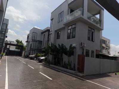 4 Bedrooms at Airport Residential Area, Dstv Office Area, Airport Residential Area, Accra, Detached Duplex for Sale