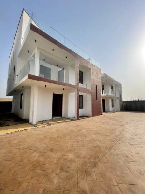4 Bedroom Townhouse in a Gated Community, Abelemkpe, Accra, Detached Duplex for Sale