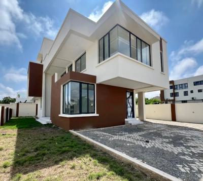 Detached 4 Bedroom Duplex in a Gated Community, Mahama Road, East Airport, Airport Residential Area, Accra, Detached Duplex for Sale