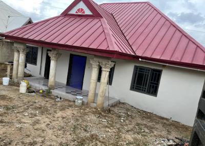 4 Bedrooms, Mampongteng Dumanafo., Kumasi Metropolitan, Ashanti, House for Sale