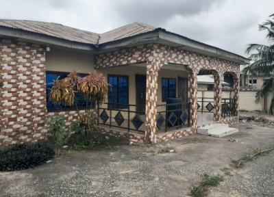 5 Bedrooms, Kenyasi Abrem., Kumasi Metropolitan, Ashanti, House for Sale