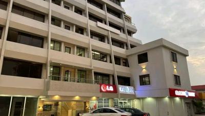 Commercial Property (freehold) Prime Location Facing The Main Road, Ringroad Central, Nima, Accra, Commercial Property for Sale