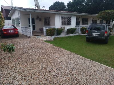 Freehold & Titled 2 Units of 3brm on Almost 1 & Half Plots @ Dansoman, Akukorfoto Area, Dansoman, Accra, House for Sale