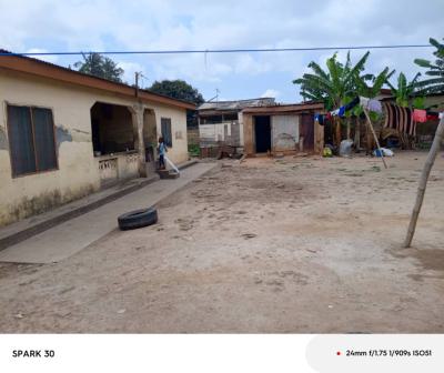 Plot with Old Building, Awoshie Mangoase Area, Ga Central Municipal, Accra, Mixed-use Land for Sale