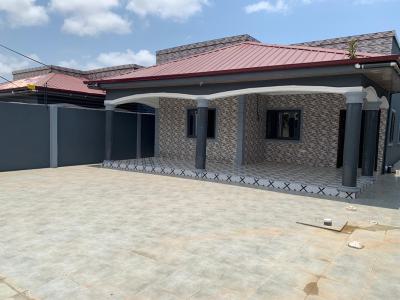 3 Master Brm House @ Kasoa , Accra, Kasoa Cp, Awutu-senya East, Central Region, House for Sale
