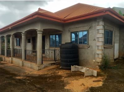 6 Bedrooms, Nkronsa, on Santasi Anwiankwanta Road., Kumasi Metropolitan, Ashanti, House for Sale