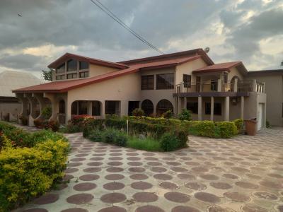 7 Bedrooms, Fumesua, on Tech Ejisu Road., Kumasi Metropolitan, Ashanti, House for Sale