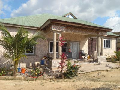 6 Bedrooms, Kodie, Near Kronum Afrancho, on Kumasi Offinso Road, Kumasi Metropolitan, Ashanti, House for Sale
