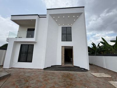5 Bedrooms House, Ssnit, Adenta Municipal, Accra, House for Sale