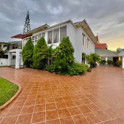 Executive 5-bedroom, Cantonments, Accra, House for Sale