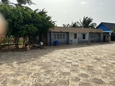 Registered Almost 4 Plots with Old 4brm House @ Anyaa Market, Anyaa Market, Ga Central Municipal, Accra, House for Sale