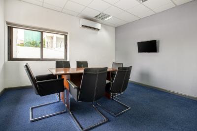Private Office Space for 4 Persons in Regus Airport Residential Area, 19 Kofi Annan Street, Airport Residential Area, Accra, Office Space for Rent