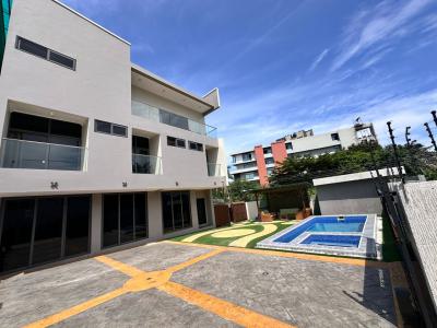 Executive 4 Bedroom, First Circular, Cantonment, Cantonments, Accra, Detached Duplex for Rent