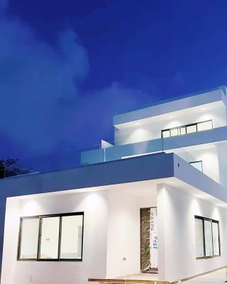 Executive 4 Bedrooms, East Legon, Accra, House for Sale