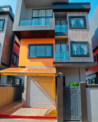 Executive Fully Furnished 4-bedroom, North Labone, Accra, Townhouse for Rent