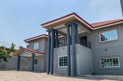 Luxury 16 Bedrooms, Pokuase Hill Top, Pokuase (pokoasi), Ga West Municipal, Accra, Hotel / Guest House for Sale