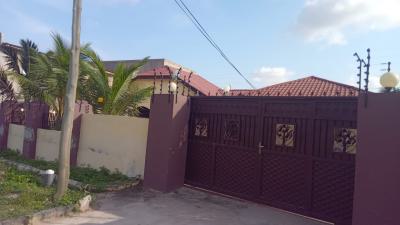 6 Bedroom House at Old Ashongman, Old Ashongman, Accra Metropolitan, Accra, House for Sale