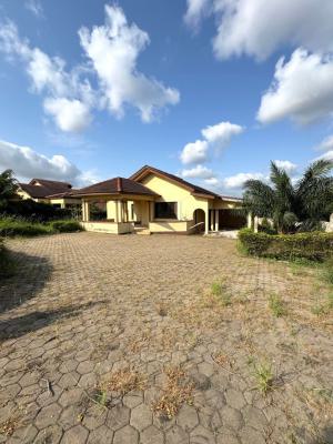 Four Bedroom Self Compound, Acp Estate, Pokuase (pokoasi), Ga West Municipal, Accra, House for Rent