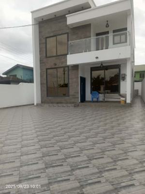 Premium 4-bedroom Townhouse @ Sakumono, Sakumono, Tema, Accra, House for Sale