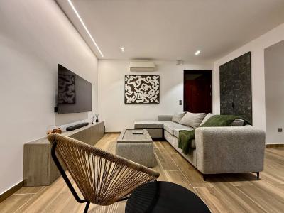 Top Notch Furnished 2 Bedroom Apartment, Third Circular Road, Cantonments, Accra, Apartment Short Let