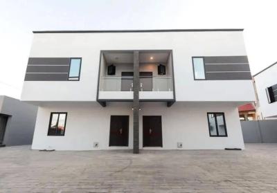 Executive 2-bedroom, North Legon, Accra, Townhouse for Rent