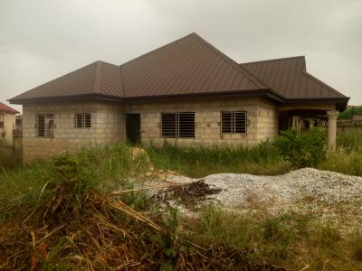 5 Bedrooms, Agyaako Buoho, Near Atimatim, Kronum Afrancho., Kumasi Metropolitan, Ashanti, House for Sale