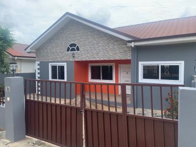 2 Bedroom House, Oyarifa, La Nkwantanang Madina Municipal, Accra, Semi-detached Bungalow for Rent
