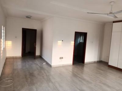 5 Bedrooms, Tse Addo, La Dade Kotopon Municipal, Accra, Detached Bungalow for Rent