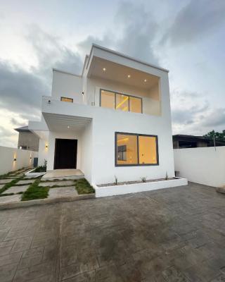 3 Bedroom with House Boys Quarters Lakeside, Lakeside, Adenta Municipal, Accra, Detached Duplex for Sale