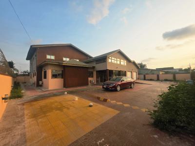 5 Bedroom House with a Spacious Compound and Garage, Spintex, Accra Metropolitan, Accra, House for Sale