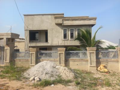 5 Bedrooms, Kenyasi Bosore, on Buokrom Airport Road., Kumasi Metropolitan, Ashanti, House for Sale