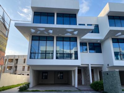 Luxury 4 Bedrooms Penthouse, Boundary Road, East Legon, Accra, Townhouse for Rent