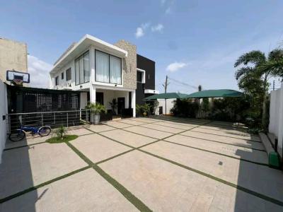Luxurious Fully Furnished 4-bedroom Townhouse @  East Legon, East Legon, Accra, House Short Let