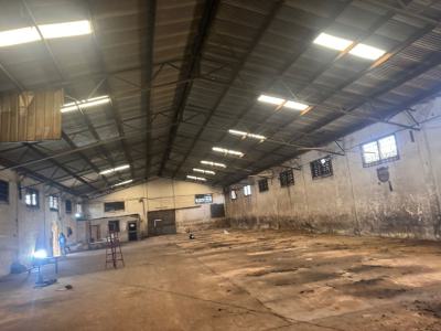 800 Sqm Warehouse at Circle Vip Station, Circle Vip Station, Adabraka, Accra, Warehouse for Rent