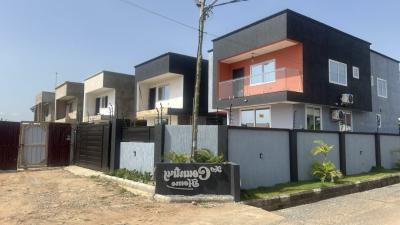 3 Bedrooms at Oyarifa, Mall Area, Oyarifa, La Nkwantanang Madina Municipal, Accra, Detached Duplex for Sale