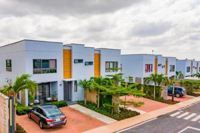 3-bedroom Townhouses, Oyarifa, La Nkwantanang Madina Municipal, Accra, Townhouse for Sale