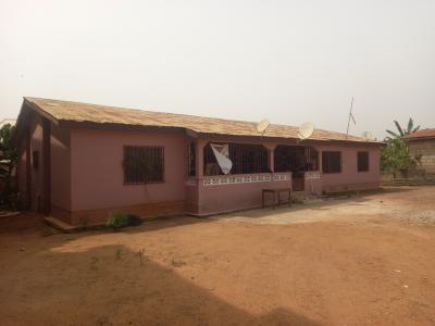 4 Bedrooms, Atimatim Maase, Near Pankrono., Kumasi Metropolitan, Ashanti, House for Sale