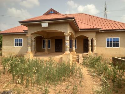 4 Bedrooms, Trede Konkori., Kumasi Metropolitan, Ashanti, House for Sale