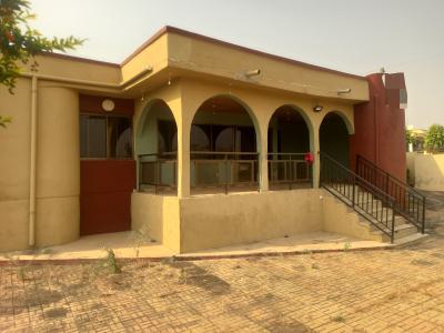 7 Bedrooms, Buokrom Estate, Kumasi Metropolitan, Ashanti, House for Sale
