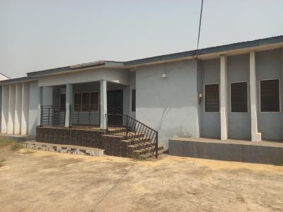 4 Bedrooms, Fumesua Okyerekrom,  Tech Ejisu Road, Kumasi Metropolitan, Ashanti, House for Sale