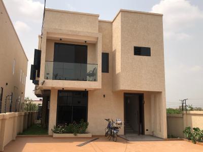 3 Bedroom Storey with an Out-house in a Good Location., East Legon Hills, East Legon Hills, East Legon, Accra, Detached Duplex for Sale