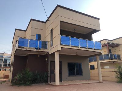 a Good Deal on a Detached 3 Bedroom Storey in a Gated Estate., Oyarifa Main Highway, Oyarifa, La Nkwantanang Madina Municipal, Accra, Detached Duplex for Sale