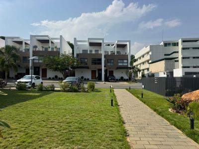 Executive 4 Bedrooms, Burma Camp, Accra, Townhouse for Rent
