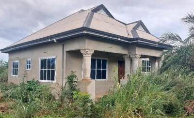 3 Bedrooms   ( on Full Plot) Kwamo/ Jachie., Kwamo/ Adako Jachie, on Tech Ejisu Road., Ejisu-juaben Municipal, Ashanti, House for Sale