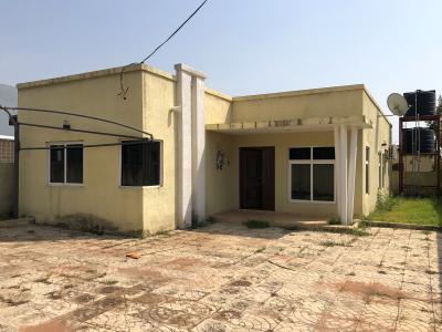 3 Bedroom House in a Good Location, Ayi Mensah Mall Road, Adenta Municipal, Accra, Detached Bungalow for Rent