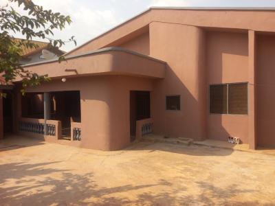 9 Bedrooms, Abuakwa, Near Sofoline Kwadaso, Kumasi Metropolitan, Ashanti, House for Sale