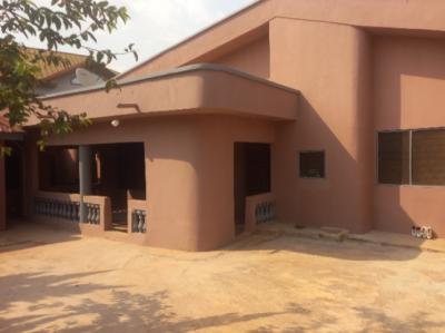 Hostel Property  ( Tanoso University), Tanoso, Kumasi Metropolitan, Ashanti, Hostel for Sale