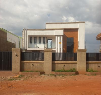 6 Bedrooms, Asuofia Kokoben, on Abrepo Barekese Road., Kumasi Metropolitan, Ashanti, House for Sale